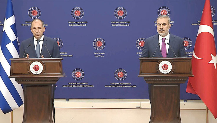 Önce futbol konuştular