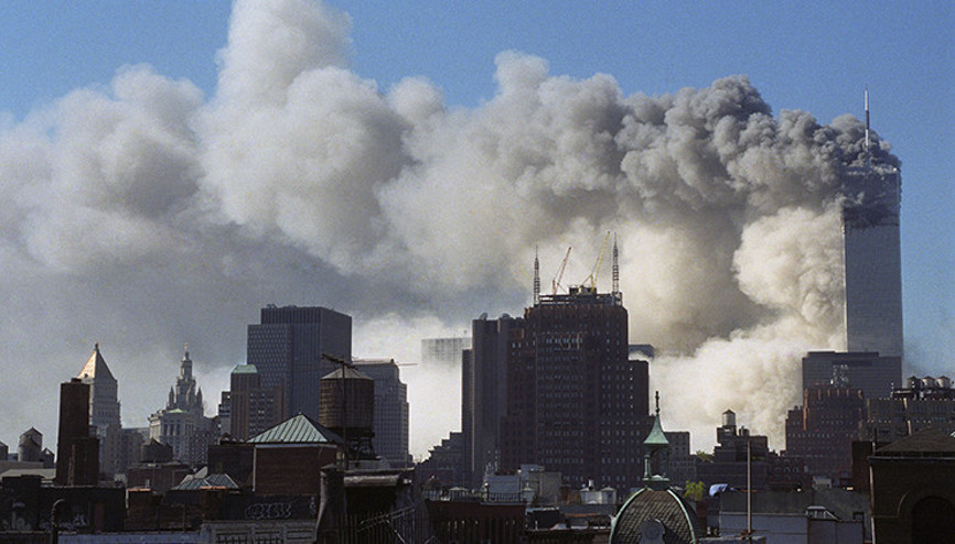 11 Eylülün gölgesinde geçen bir çocukluk... O günü unutmamıza kimse müsaade etmiyor 11 Eylülün gölgesinde geçen bir çocukluk... O günü unutmamıza kimse müsaade etmiyor