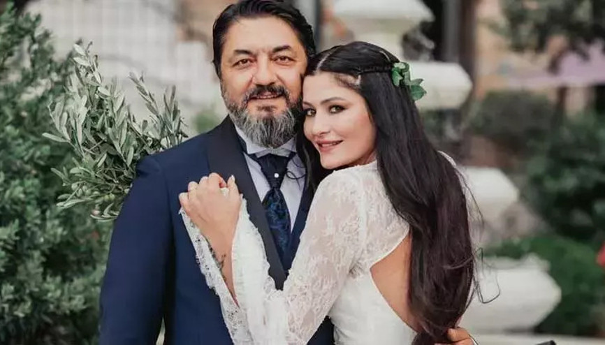Deniz Çakır, Bilgehan Baykalla nikah masasına oturdu