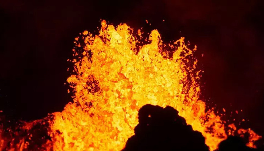 Kilauea Yanardağı faaliyete geçti