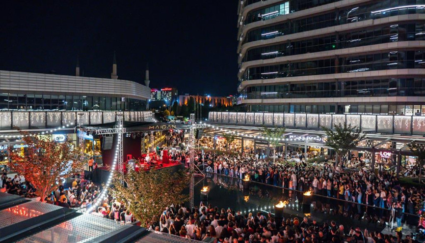 Kaan Tangöze ile yaza veda