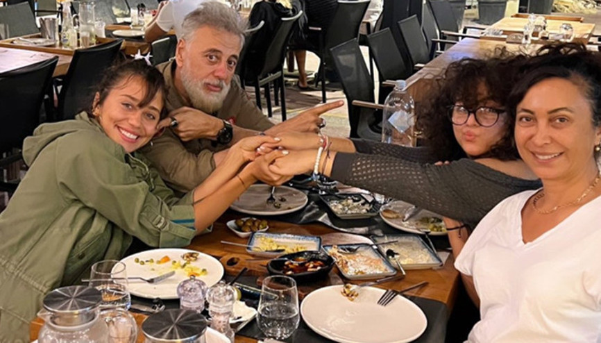 Yıllar sonra bir araya geldiler... Bu tablo ben ve kardeşim için çok değerli