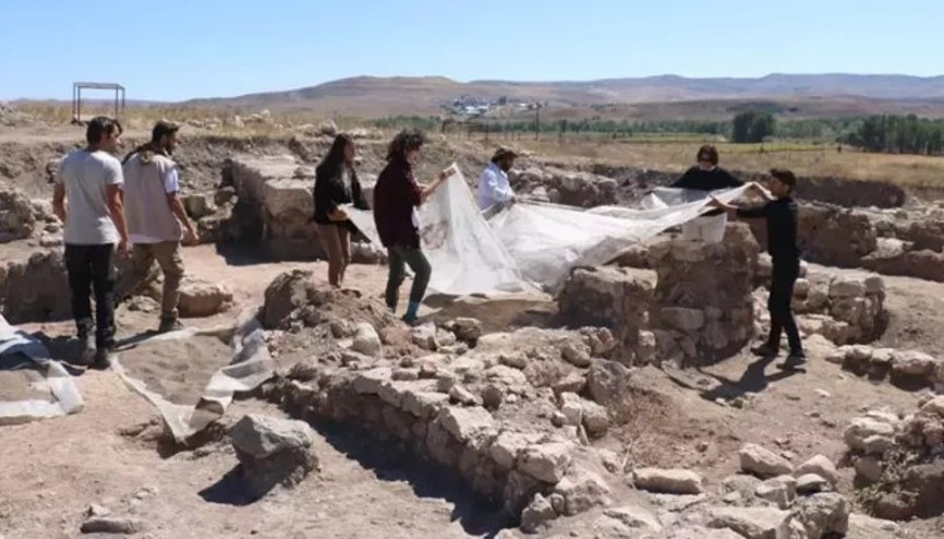 Sivasta yapılan arkeolojik kazıda Hitit dönemine ait önemli keşif