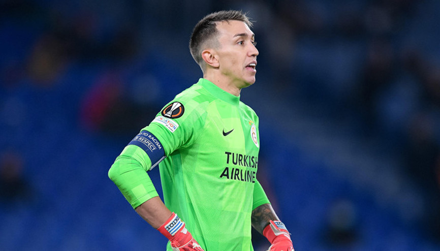 Musleranın maç formasını bile çalıp satmışlar