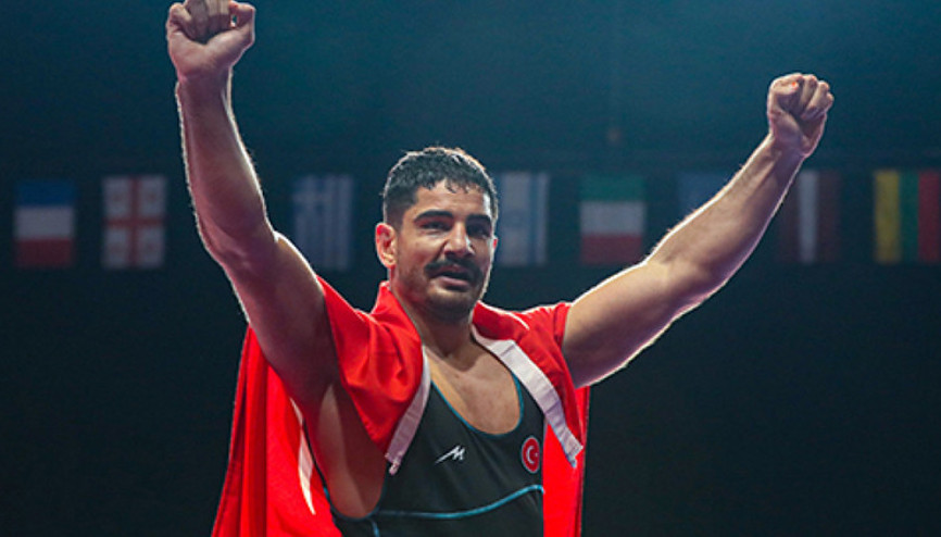 Taha Akgül, 2024 Paris Olimpiyatlarına kota alan ilk sporcu oldu