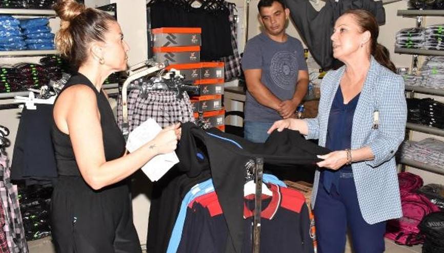 Balçovada maddi durumu iyi olmayan ailelerin çocuklarına eğitim desteği Balçovada maddi durumu iyi olmayan ailelerin çocuklarına eğitim desteği
