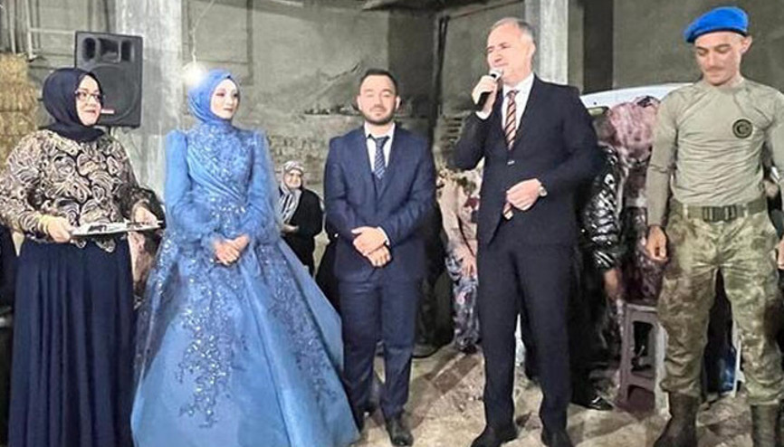 Bursada komando kardeşten, ağabeyine nişan sürprizi