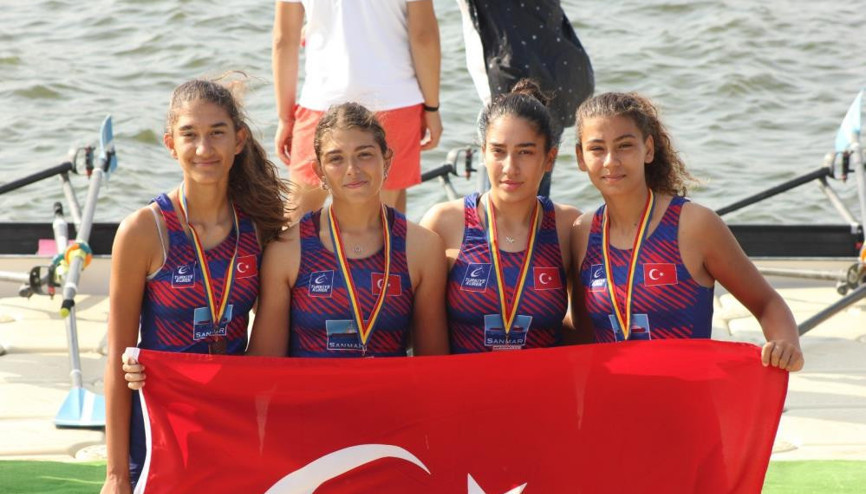 Kürek Milli Takımından Balkan Şampiyonası’nda 16 madalya