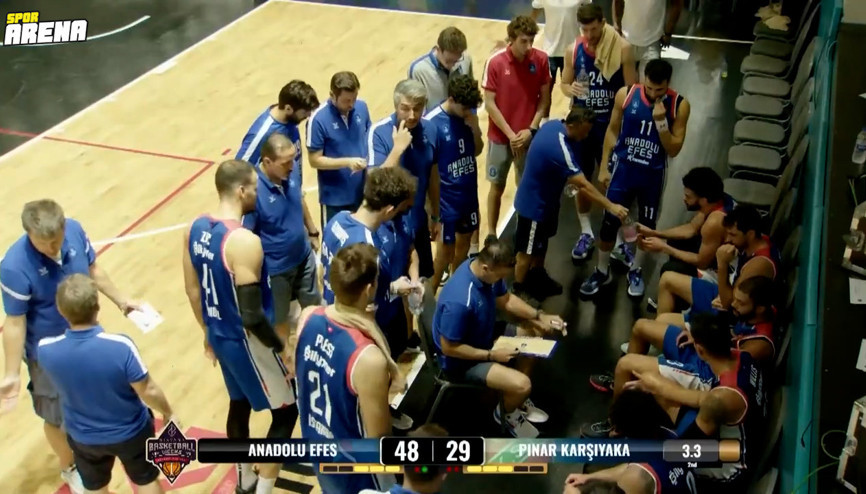 Erdem Can molada çok sinirlendi: Sen beni Ergin Ataman mı sandın, terbiyesiz