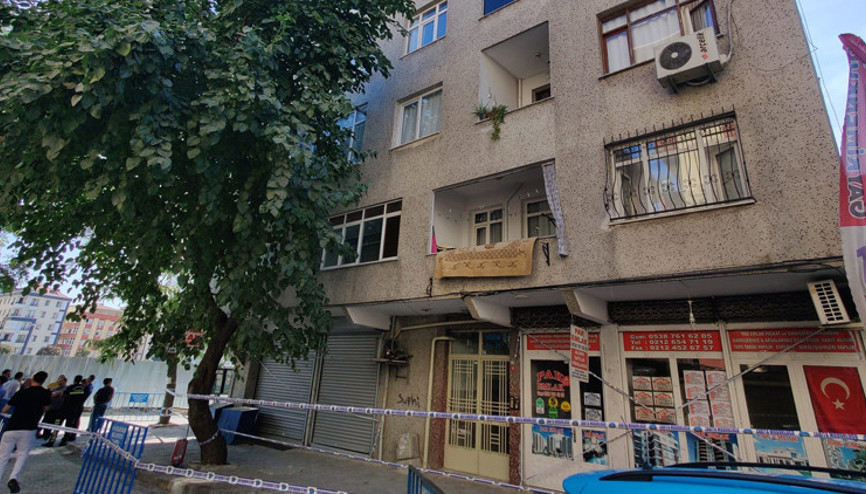 Bahçelievlerde patlayan kolon paniği Bina sakinleri tahliye edildi