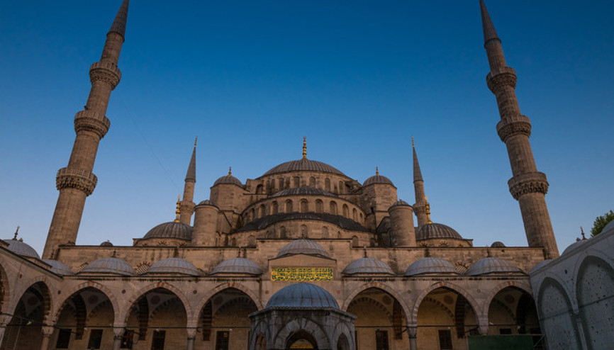 Mevlid Kandilinde oruç tutulur mu Mevlid Kandilinde yapılacak ibadetler neler Yılın son kandili yaklaşıyor