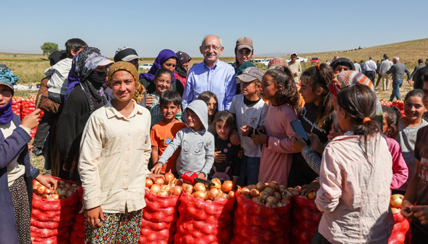 Kılıçdaroğlu, Ankarada mevsimlik tarım işçileri ile bir araya geldi