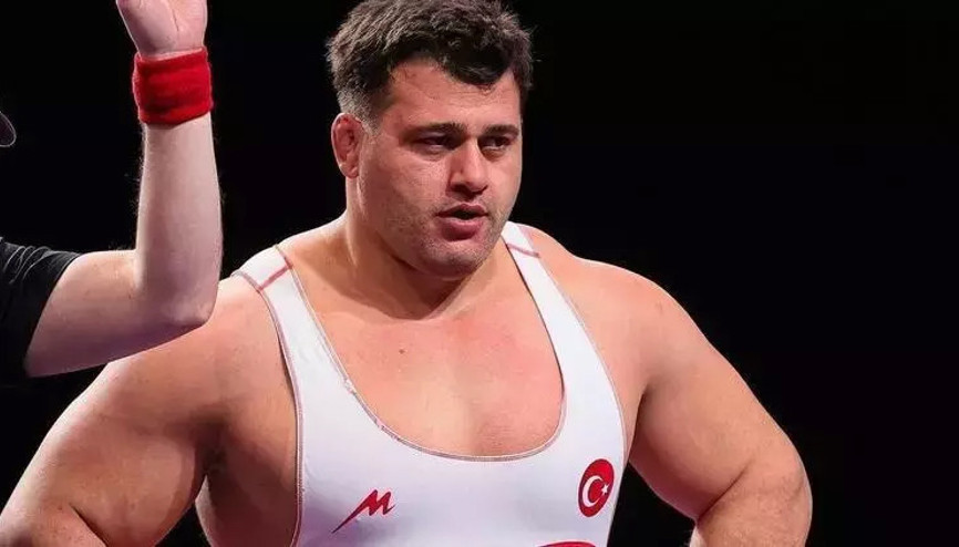 Rıza Kayaalp finalde Rıza Kayaalp 2023 Dünya Güreş Şampiyonası final maçı ne zaman Paris 2024 Olimpiyatları biletini aldı Rıza Kayaalp finalde Rıza Kayaalp 2023 Dünya Güreş Şampiyonası final maçı ne zaman Paris 2024 Olimpiyatları biletini aldı