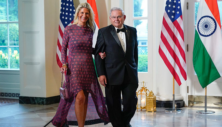 Yüz binlerce dolarlık yolsuzluk suçlaması… Türk düşmanı senatöre şok