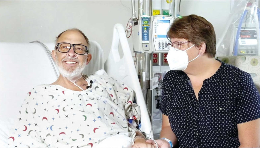 Tıp tarihinde 2’nci kez... Ölümcül hastaya domuzdan kalp nakli