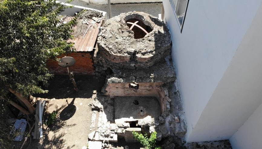 Çanakkalenin Biga ilçesinde 350 yıllık Osmanlı Hamamı gün yüzüne çıkarıldı Çanakkalenin Biga ilçesinde 350 yıllık Osmanlı Hamamı gün yüzüne çıkarıldı