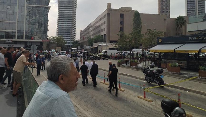 İzmir Adliyesi önünde silahlı çatışma: Ölü ve yaralılar var