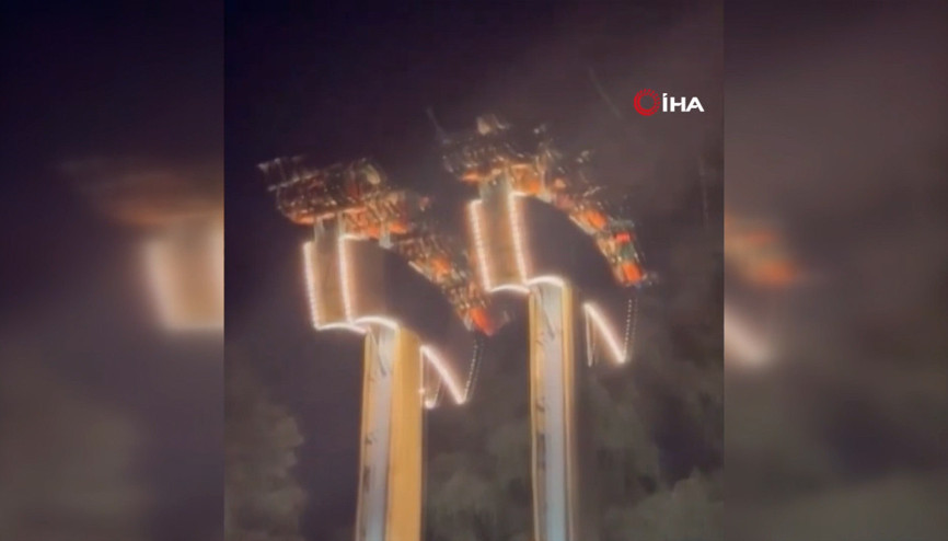 Lunaparkta korku dolu anlar Arızalanan kamikazede 30 dakika asılı kaldılar