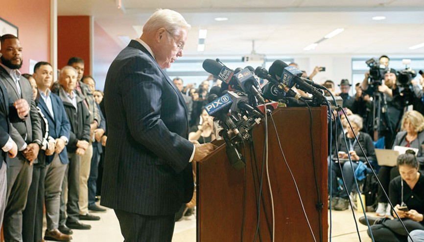 Yüzbinlerce doları böyle açıklamaya kalktı... Yolsuzlukla suçlanan Senatör Menendez’in Küba bahanesi boş çıktı