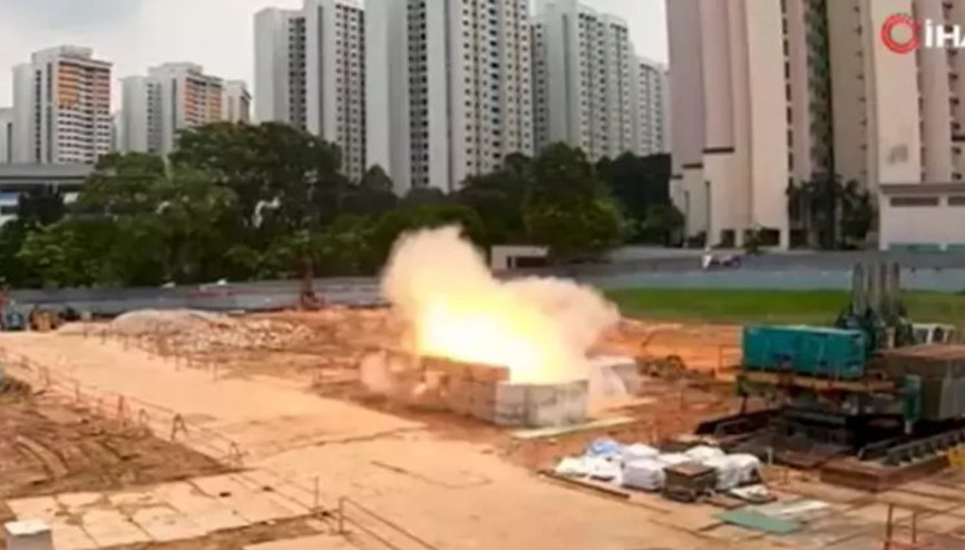 Singapur’da 2. Dünya Savaşından kalma 100 kilogramlık bomba böyle imha edildi