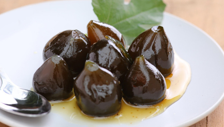 Nefis aromasıyla kahvaltıları şenlendirecek İncir reçeli yaparken en önemli püf noktası... Nefis aromasıyla kahvaltıları şenlendirecek İncir reçeli yaparken en önemli püf noktası...