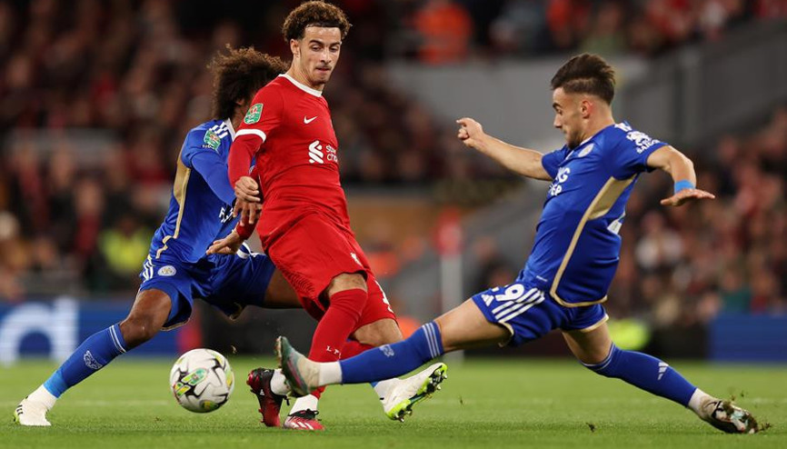 Yunus Akgünün asisti Leicestera yetmedi, Liverpool 3 golle turladı