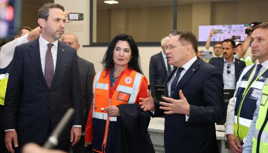 Bakan Bayraktardan Akkuyu sahasına ziyaret