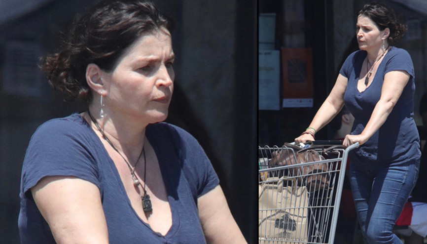 Ünlü yıldızı zirvedeyken piyasadan silmişlerdi : İş toplantısına çağırdı, soyunup taciz etti... Yıllar sonra dava açtı