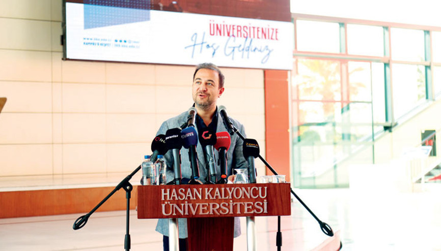 2 bin yeni öğrenciye ‘hoş geldiniz’ dedi