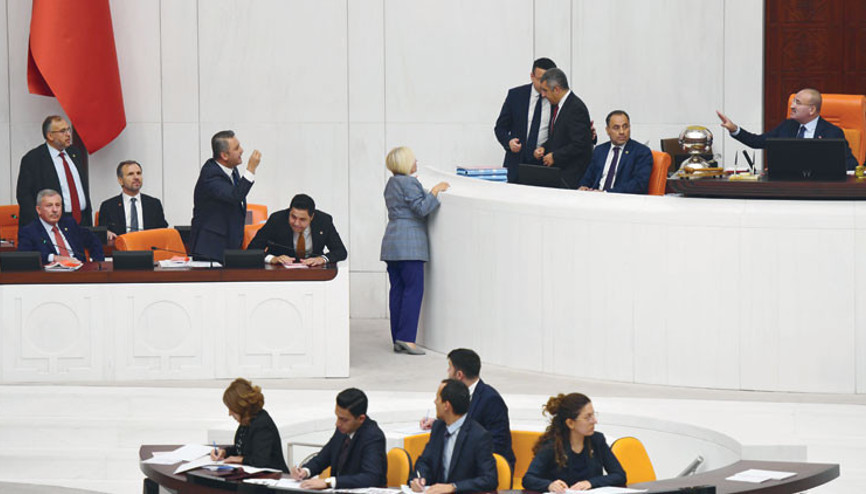Saadet’ten sıra boykotu