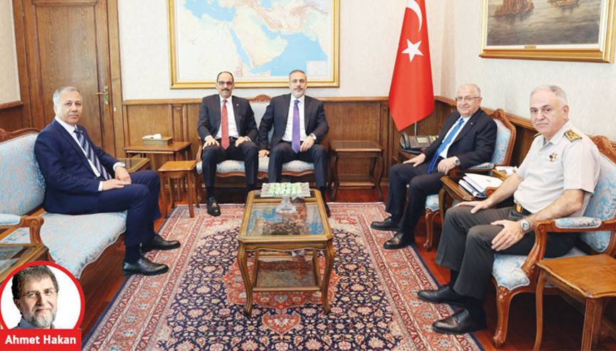 Yepyeni bir uyarı yöntemi: Tek kare fotoğraf iki kısa net açıklama