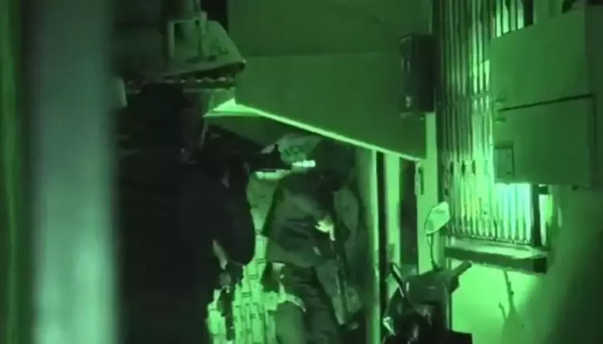 İstanbuldaki terör operasyonu: 2 örgüt üyesi eğitim alıp Türkiye’ye gelmiş