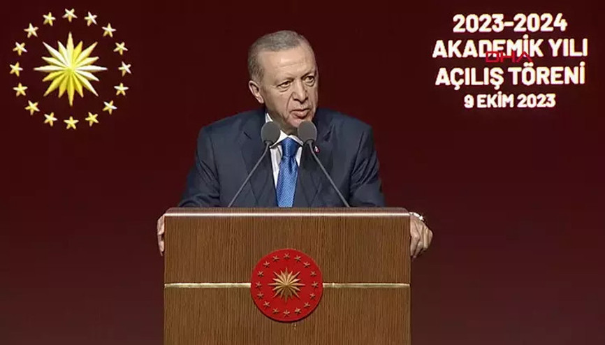 Cumhurbaşkanı Erdoğan: Üniversitelerimizin yasaklarla anılmasına müsaade etmeyeceğiz Cumhurbaşkanı Erdoğan: Üniversitelerimizin yasaklarla anılmasına müsaade etmeyeceğiz