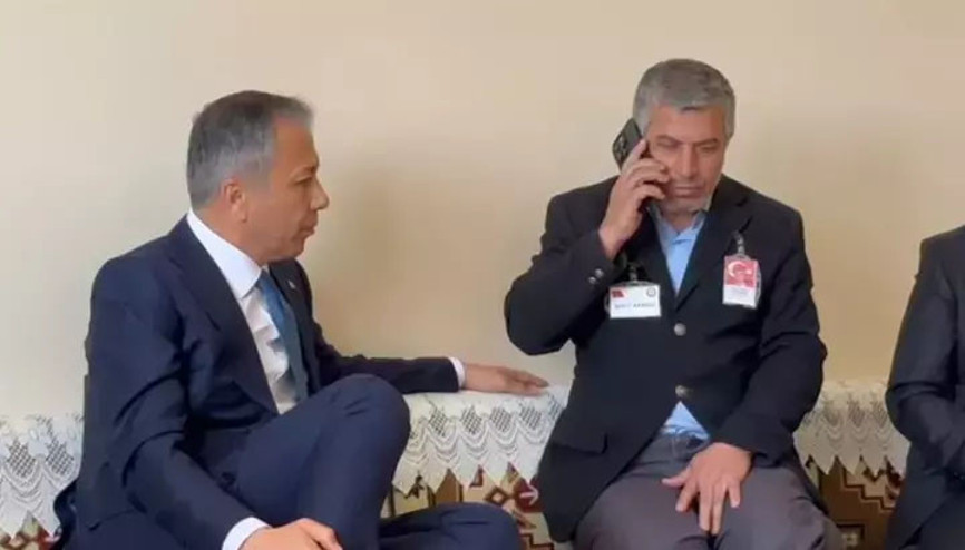 Cumhurbaşkanı Erdoğan, şehit polis Cihat Ermişin babasıyla görüştü