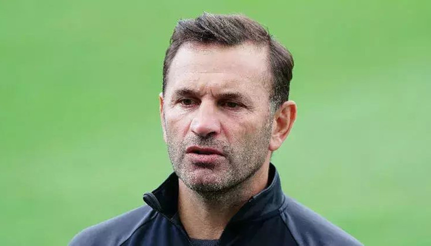 Galatasarayda sürpriz ayrılık kararı Okan Buruk biletini kesti