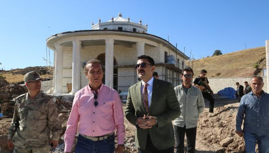 Vali Tekbıyıkoğlu’ndan yapımı süren yeni Cemevine ziyaret