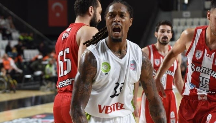 Manisa BBSKdan Samsunspora 30 sayı fark
