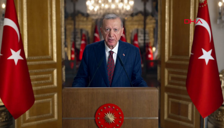 Depremin yaralarını hızla sarıyoruz... Erdoğan: Konutlar hak sahiplerine teslim edilecek