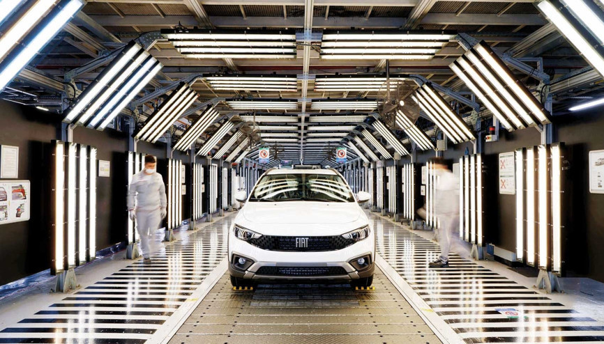 Otomotivde milyonluk başarı... Otomotiv sektörü Cumhuriyet’in 100. yılında üretim ihracat ve satışta 1 milyon adedi aşıyor Otomotivde milyonluk başarı... Otomotiv sektörü Cumhuriyet’in 100. yılında üretim ihracat ve satışta 1 milyon adedi aşıyor
