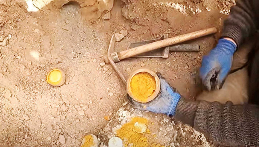 Define dolandırıcıları... Hem suç işliyorlar hem de suça teşvik ediyorlar