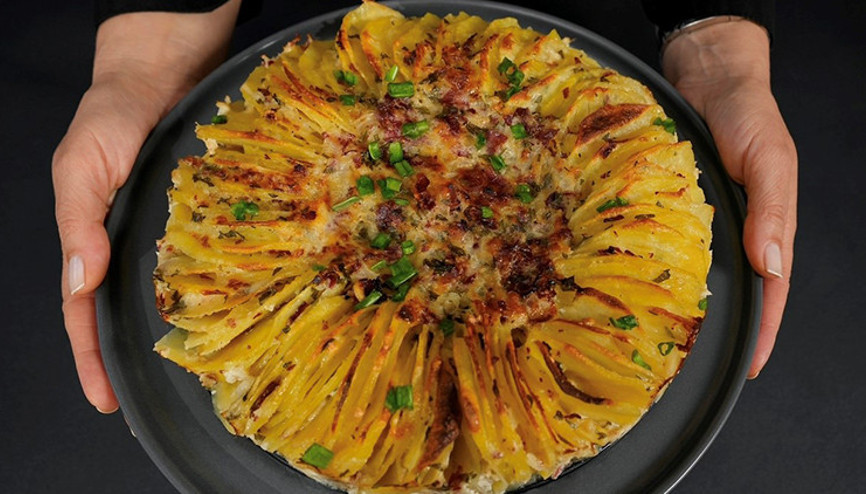 Fransız mutfağına Türk dokunuşu: Pastırmalı kremalı patates Fransız mutfağına Türk dokunuşu: Pastırmalı kremalı patates