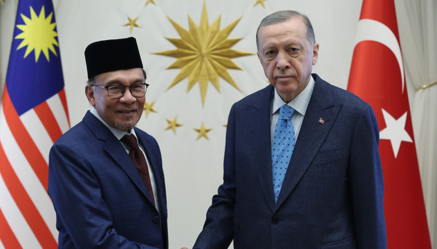 Cumhurbaşkanı Erdoğan Malezya Başbakanı Enver İbrahim’i kabul etti