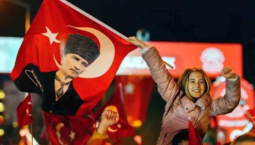 Cumhuriyetin 100üncü yılında bayrak siparişlerine yetişemiyorlar