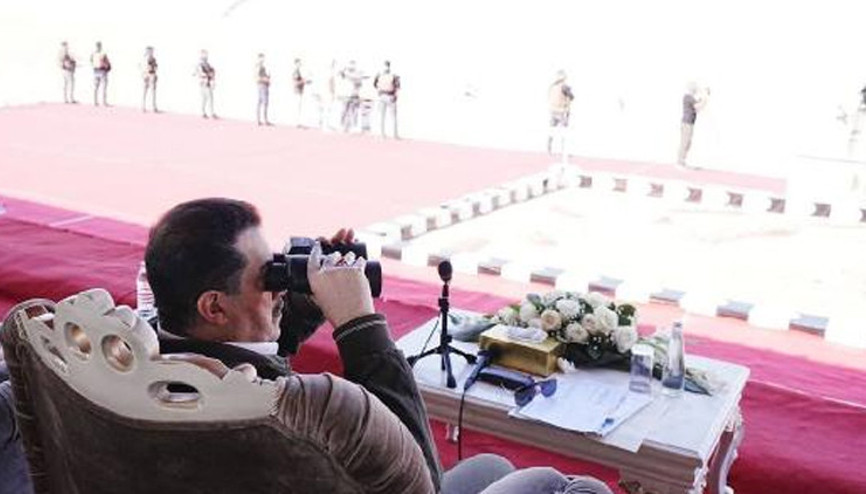Irak Başbakanı ‘demir çekiç’ tatbikatında...