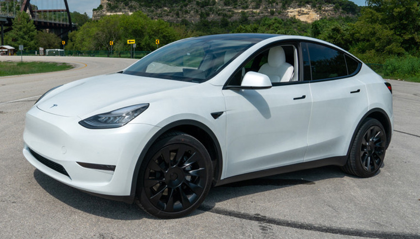 Tesla Çinde fiyat artırdı