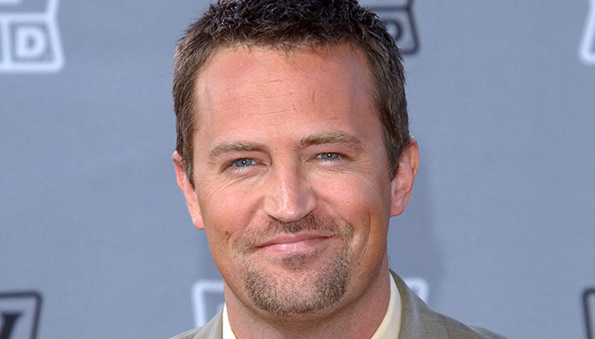 Friends dizisinin yıldızı Matthew Perry 54 yaşında hayatını kaybetti