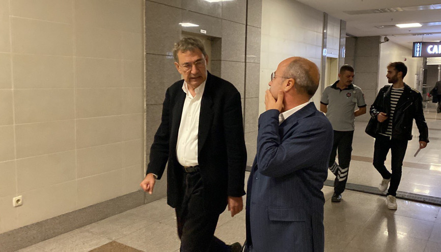 Komşularıyla mahkemelik oldu Orhan Pamuk: Çürüktür, tedbir kaldırılsın