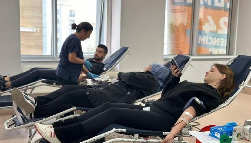 Tuzla’da gençler ‘Kan Dostum’ kampanyasına destek verdi