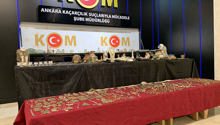 Ankarada tarihi eser operasyonu Binlerce sikke ele geçirildi