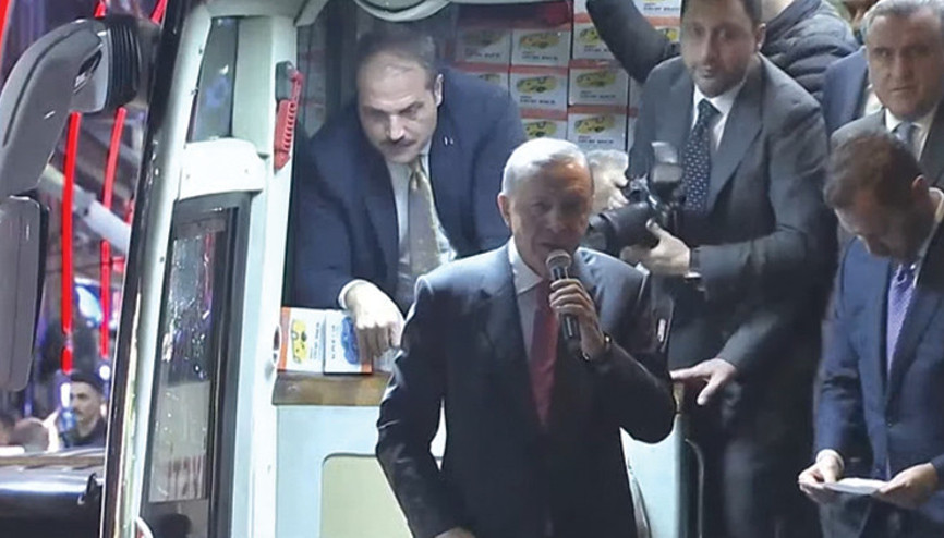 Son dakika Cumhurbaşkanı Erdoğan, Rizede vatandaşlarla buluştu: Rize ve ilçelerinden çok güçlü bir ses çıkaralım istiyorum